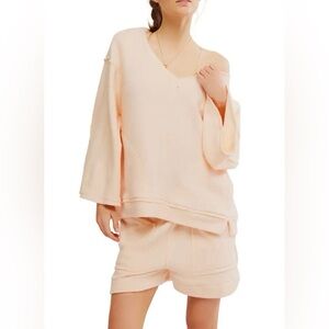 Free People Intimately Day Off Pullover Fleece V-Neck Tender Peach Size M NWT